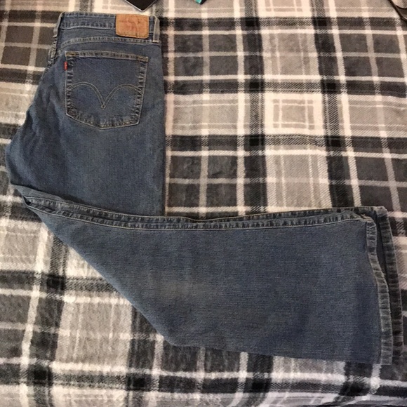 LEVI’S VINTAGE 519 BOOTCUT JEANS - Picture 2 of 8